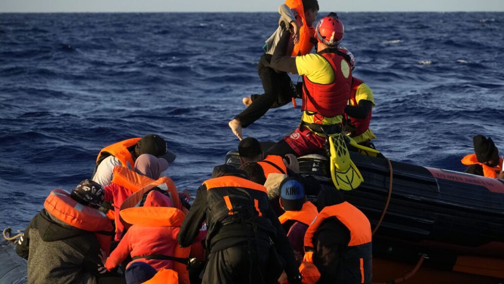 Στην Ελλάδα απαγορεύεται η αλληλεγγύη